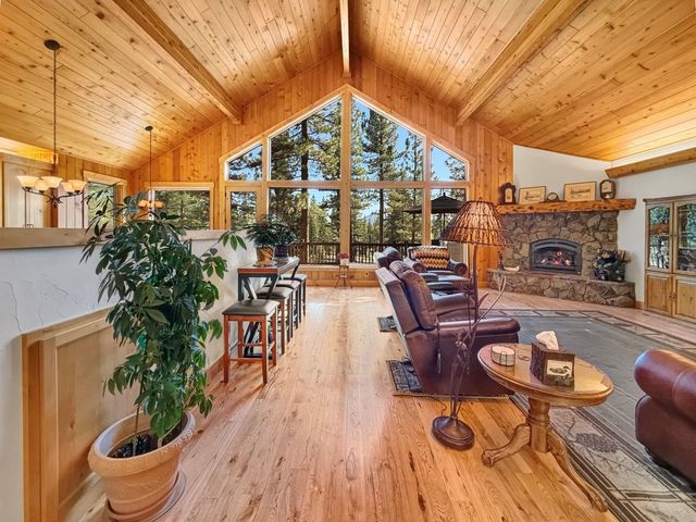 462 Arrowleaf Road, Portola, CA 96122