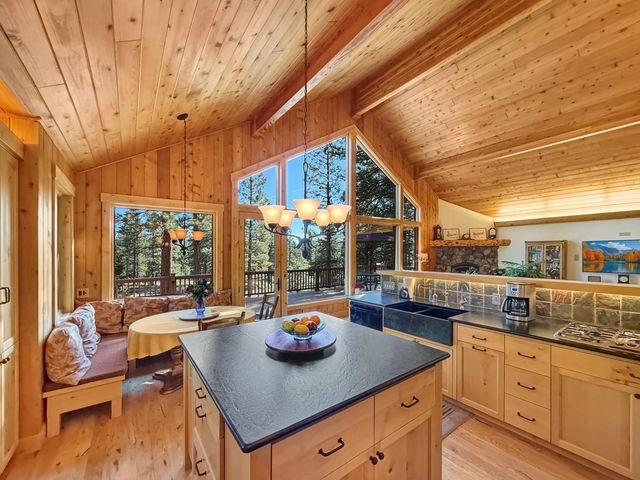 462 Arrowleaf Road, Portola, CA 96122