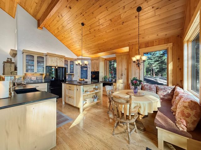 462 Arrowleaf Road, Portola, CA 96122