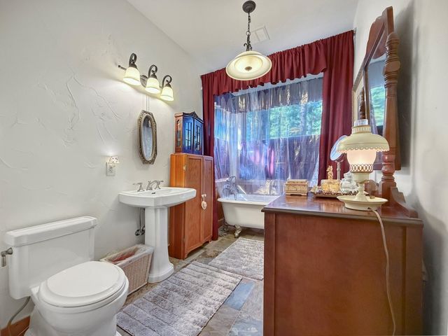 462 Arrowleaf Road, Portola, CA 96122