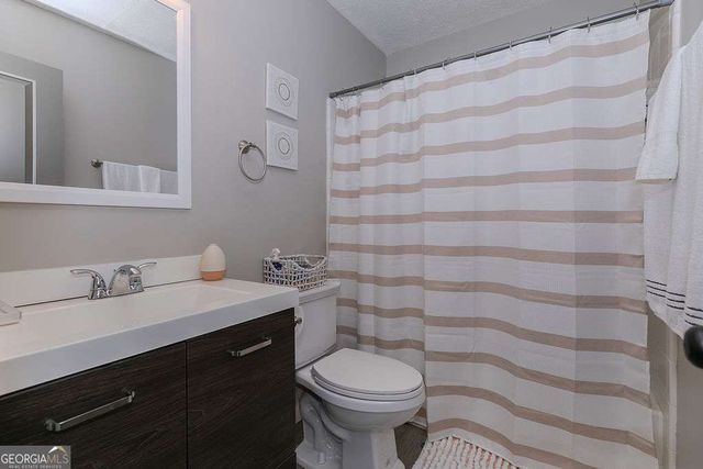 1067 Dover Way, Norcross, GA 30093