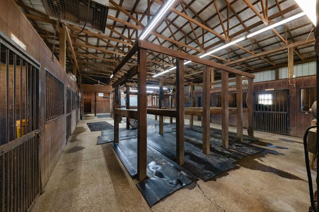 2028 Highway 64, W, Shelbyville, TN 37160