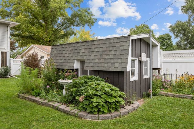 3610 37th Street, Moline, IL 61265
