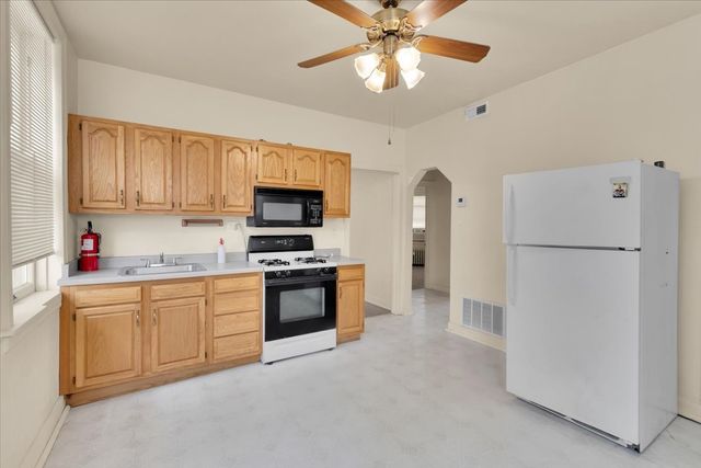 1847 S 57th Avenue, Cicero, IL 60804