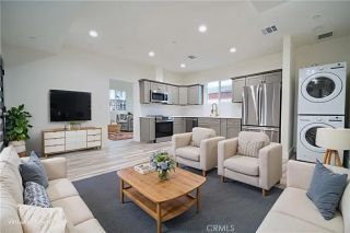 2011 S 8th Avenue 3/4, Los Angeles, CA 90018