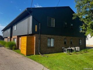 2639 COLUMBIA Road 7, Berkley, MI 48072