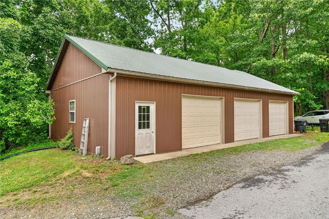 10 Shade Road, Pike Twp, PA 19547