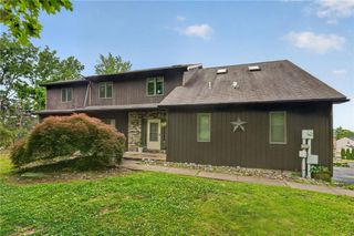10 Shade Road, Pike Twp, PA 19547