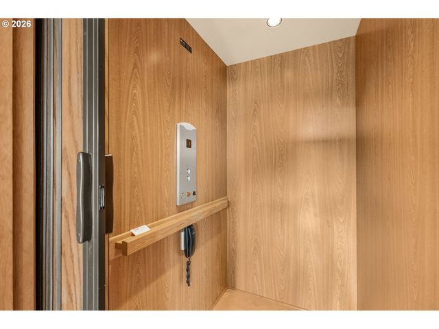 89945 OCEAN Dr, Warrenton, OR 97146