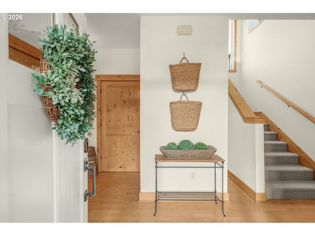 89945 OCEAN Dr, Warrenton, OR 97146