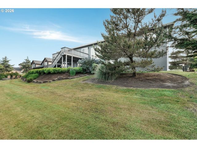 89945 OCEAN Dr, Warrenton, OR 97146