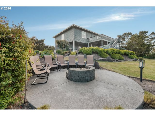 89945 OCEAN Dr, Warrenton, OR 97146