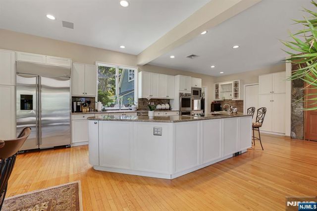 738 Ridge Road, Kinnelon Borough, NJ 07405