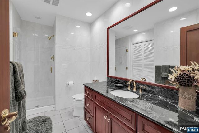 738 Ridge Road, Kinnelon Borough, NJ 07405