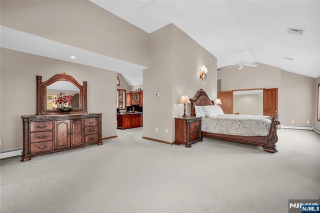 738 Ridge Road, Kinnelon Borough, NJ 07405