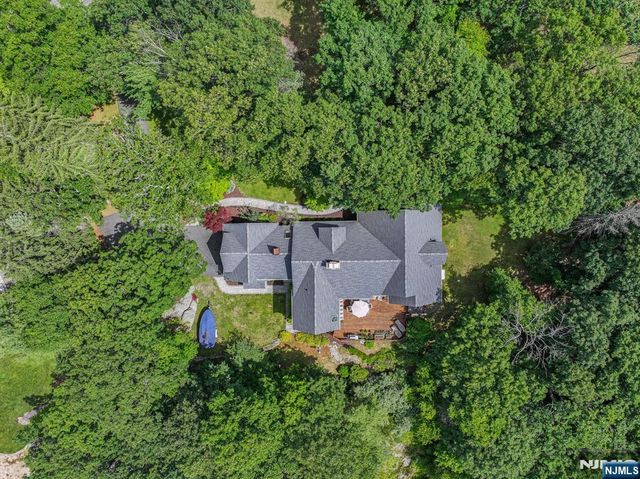 738 Ridge Road, Kinnelon Borough, NJ 07405