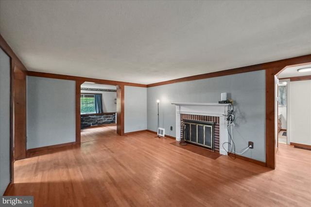 324 KREUTZ CREEK RD, York, PA 17406