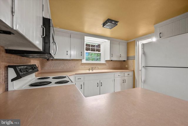 324 KREUTZ CREEK RD, York, PA 17406