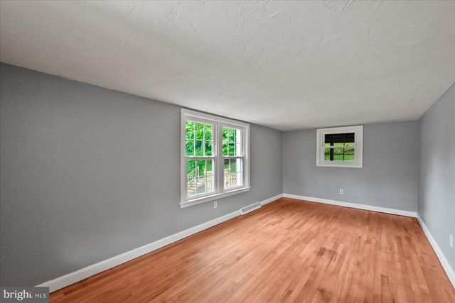324 KREUTZ CREEK RD, York, PA 17406