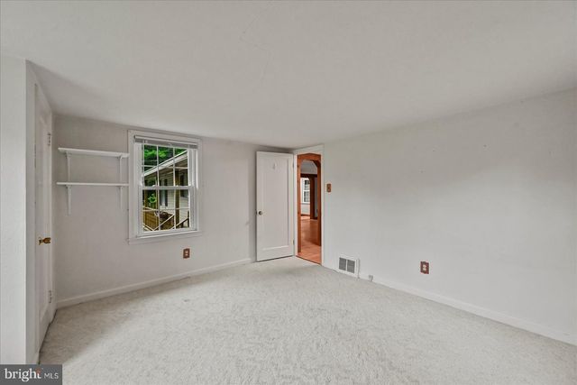 324 KREUTZ CREEK RD, York, PA 17406