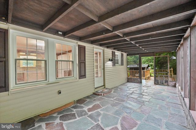 324 KREUTZ CREEK RD, York, PA 17406