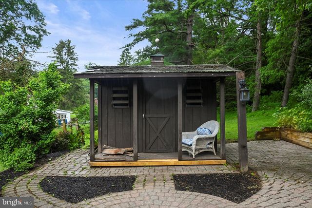 324 KREUTZ CREEK RD, York, PA 17406