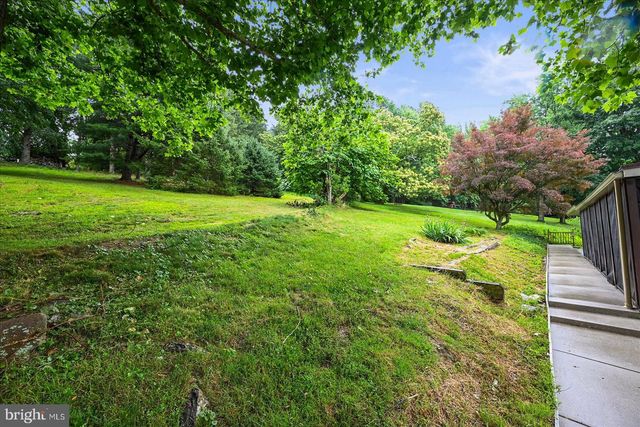 324 KREUTZ CREEK RD, York, PA 17406