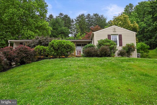 324 KREUTZ CREEK RD, York, PA 17406