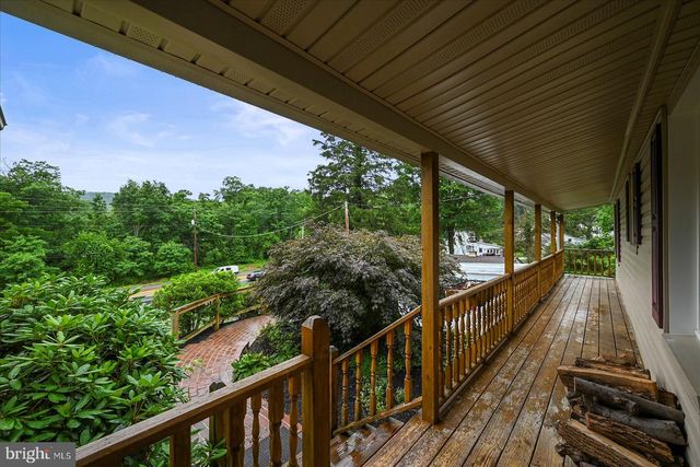 324 KREUTZ CREEK RD, York, PA 17406