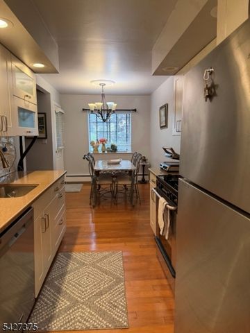 1 Avon Ct 1G, Chatham Twp., NJ 07928