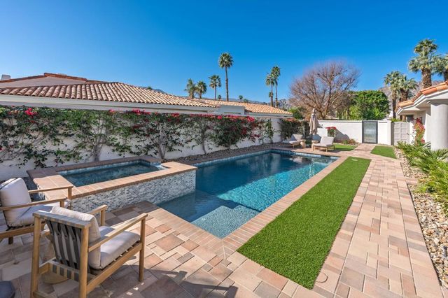 56300 Pebble Beach, La Quinta, CA 92253