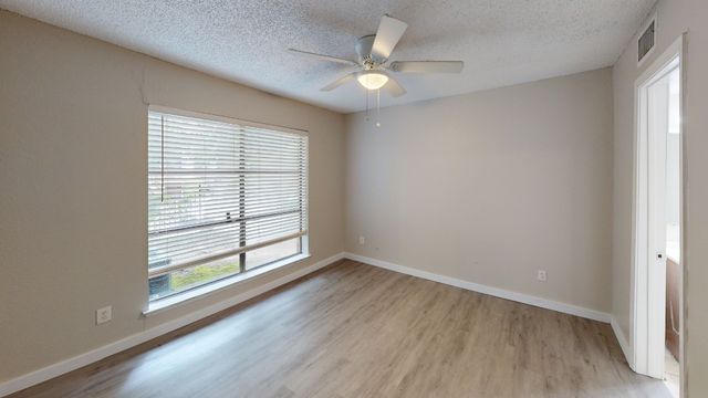 8110 Skillman Street 1016, Dallas, TX 75231