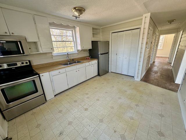 35 Whitsett Rd, Nashville, TN 37210