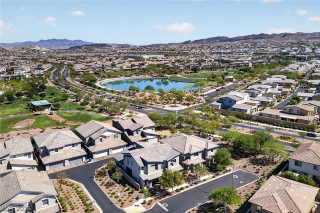 208 Alla Breve Avenue, Henderson, NV 89011