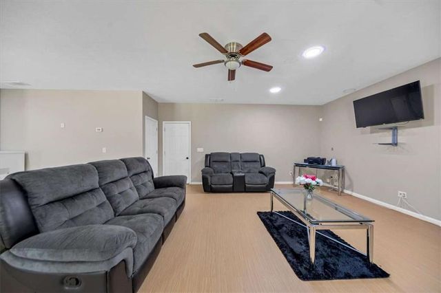 4633 Beau Point Court, Snellville, GA 30039
