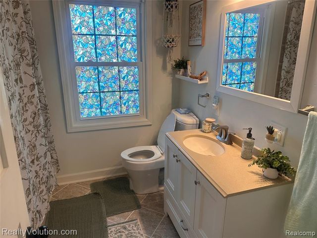 3034 W Oregon Road, Lapeer, MI 48446