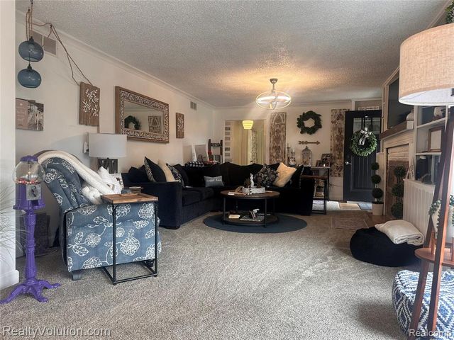 3034 W Oregon Road, Lapeer, MI 48446
