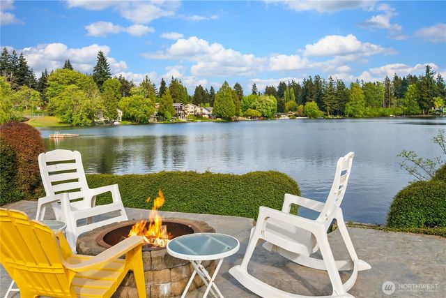 31204 8th Avenue SW, Federal Way, WA 98023