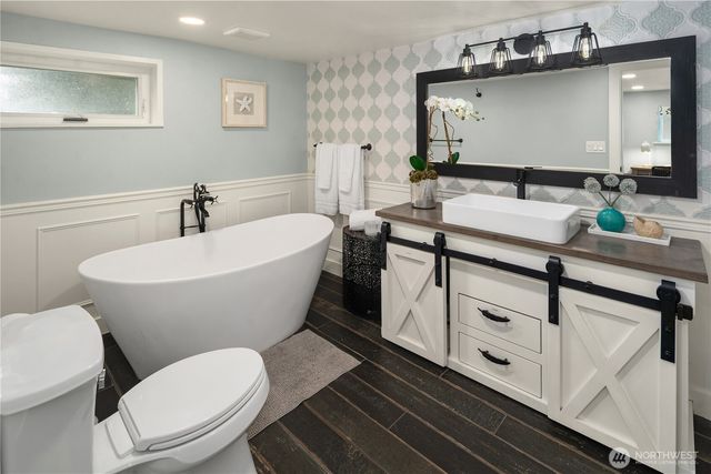 31204 8th Avenue SW, Federal Way, WA 98023