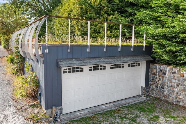 31204 8th Avenue SW, Federal Way, WA 98023