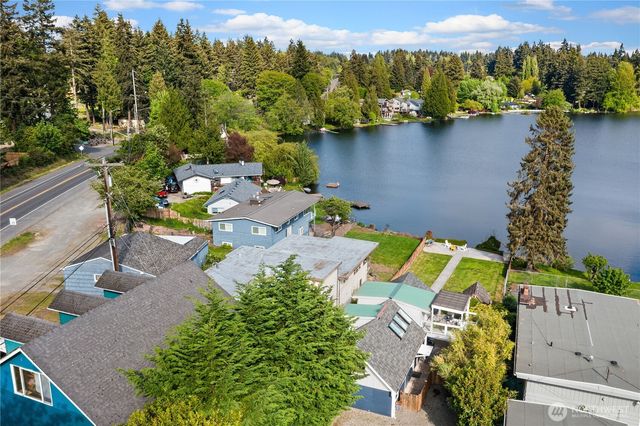 31204 8th Avenue SW, Federal Way, WA 98023
