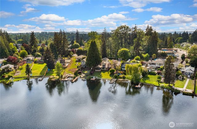 31204 8th Avenue SW, Federal Way, WA 98023