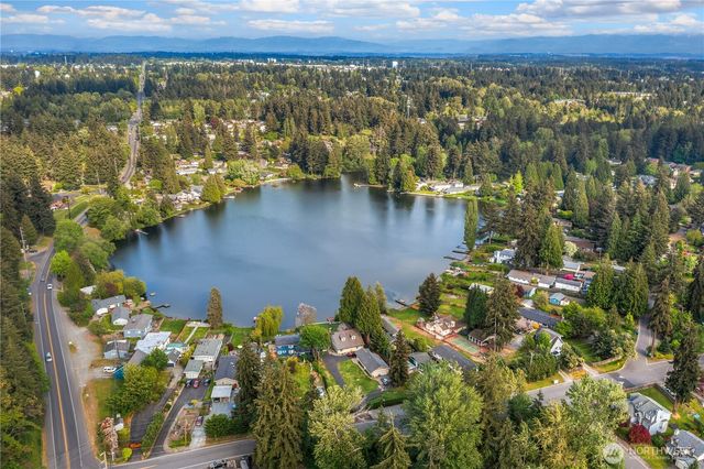 31204 8th Avenue SW, Federal Way, WA 98023
