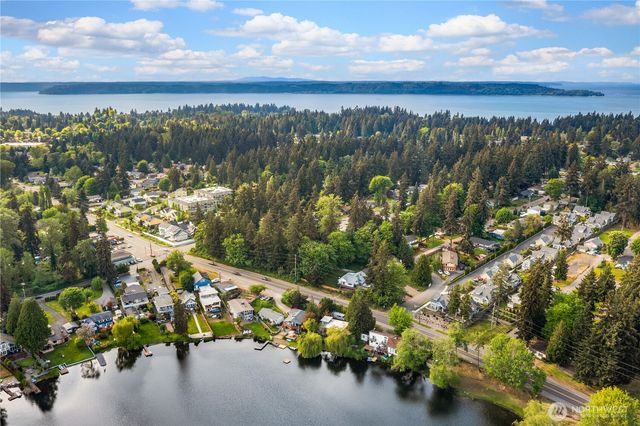 31204 8th Avenue SW, Federal Way, WA 98023