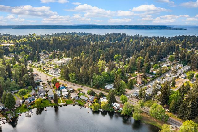 31204 8th Avenue SW, Federal Way, WA 98023