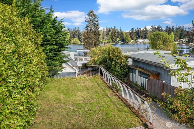 31204 8th Avenue SW, Federal Way, WA 98023