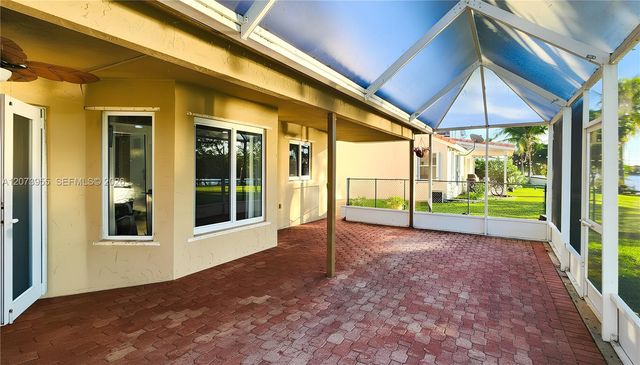 1308 SW 181st Avenue, Pembroke Pines, FL 33029