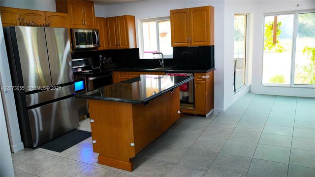 1308 SW 181st Avenue, Pembroke Pines, FL 33029