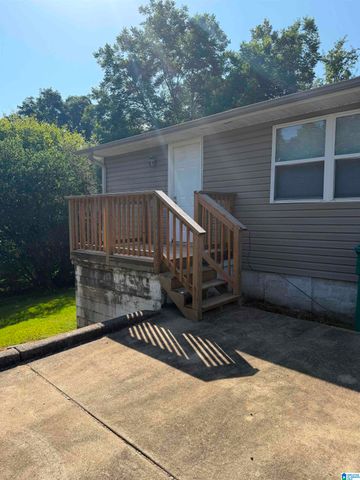 557 6TH COURT, Pleasant Grove, AL 35127