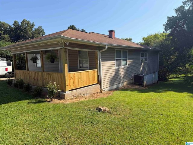 557 6TH COURT, Pleasant Grove, AL 35127
